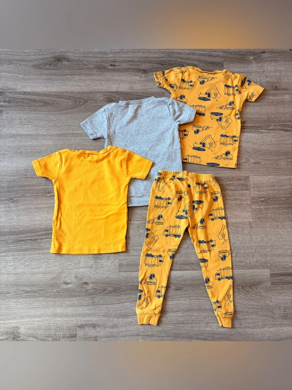 Carter's toddler boys pajama set